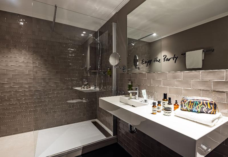 The Midtown Hotel - Oda