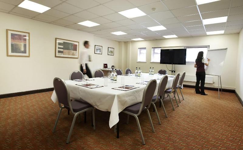 The Essex Golf & Country Club Hotel - Toplantı
