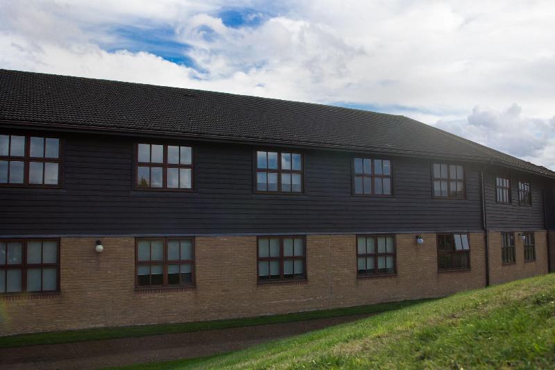 The Essex Golf & Country Club Hotel - Genel