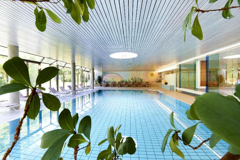 Parkhotel Pörtschach - Havuz