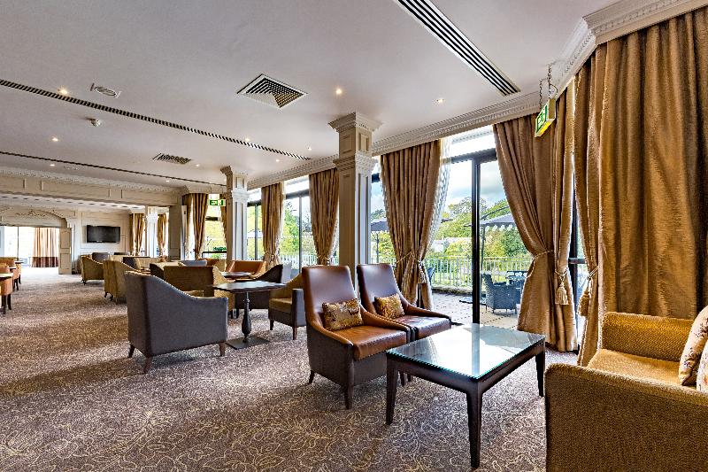 St. Pierre Park Hotel, Spa and Golf Resort - Bar
