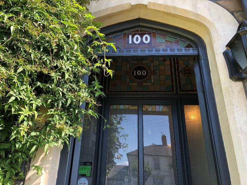 One Hundred - Bed & Breakfast - Genel