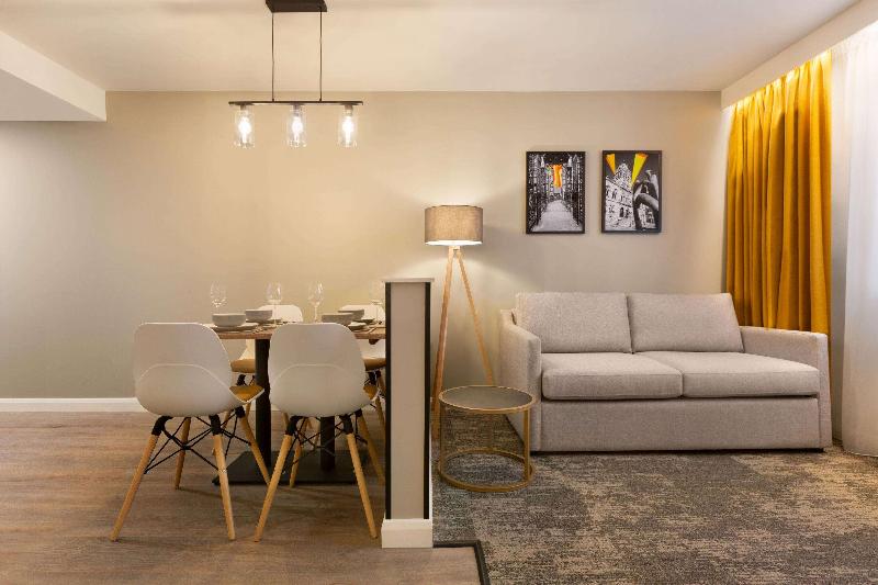 Super 8 by Wyndham Chester East - Oda