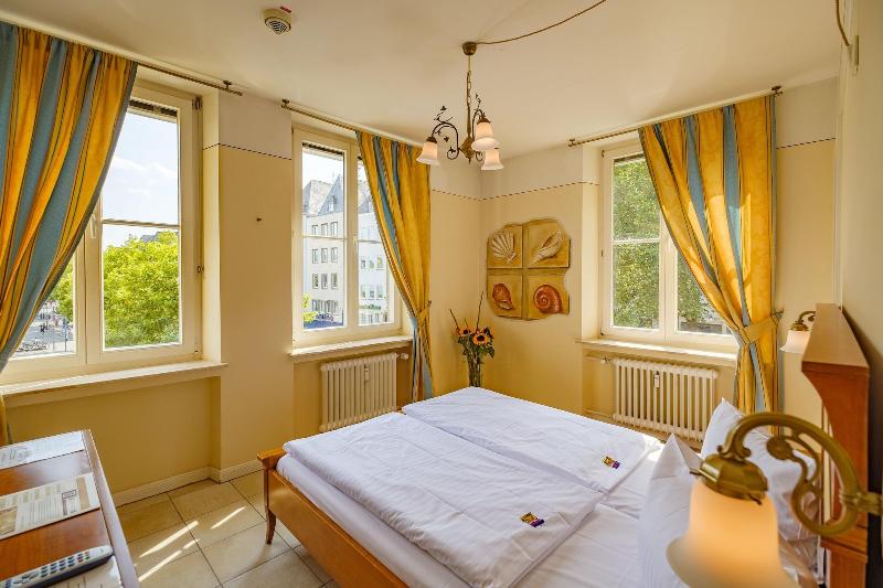 Albergo Xll Apostel - Oda