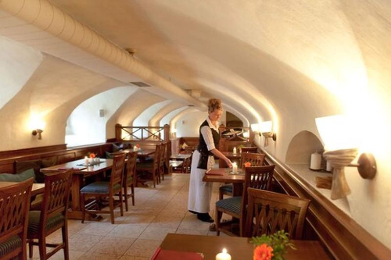Weisses Ross - Restoran