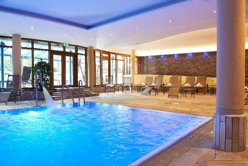 BEST WESTERN PLUS Kurhotel an der Obermaintherme - Havuz