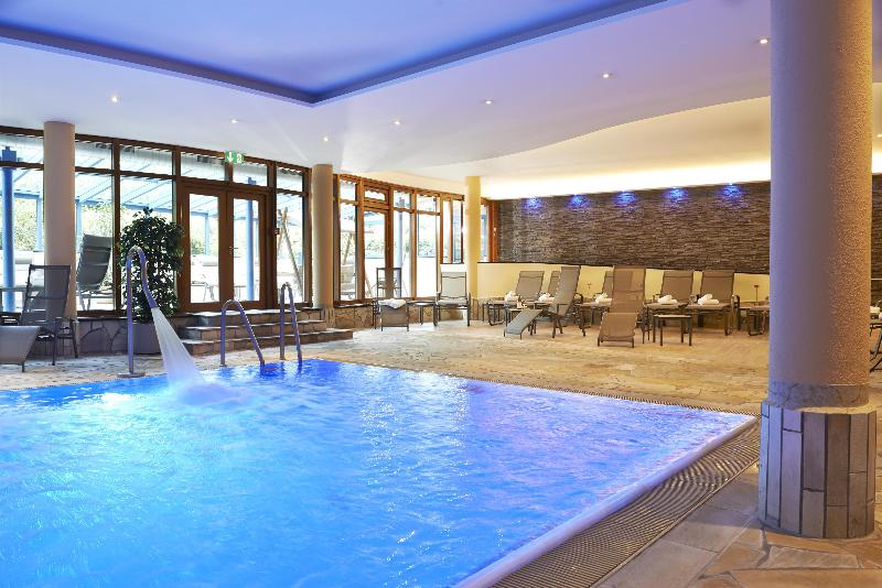 BEST WESTERN PLUS Kurhotel an der Obermaintherme - Havuz