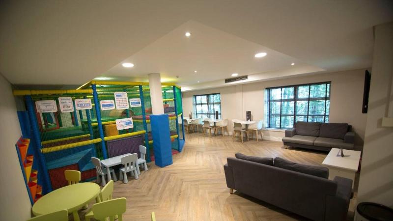Bannatyne Durham - Aktivite