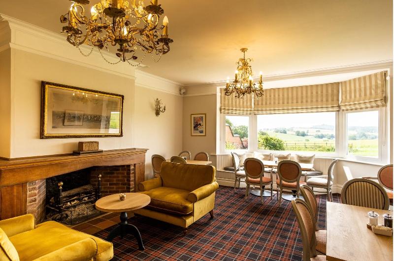 Donington Park Farmhouse Hotel - Lobi