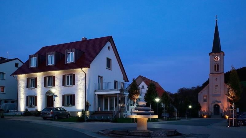 Hotel Gasthof zum Rössle - Genel