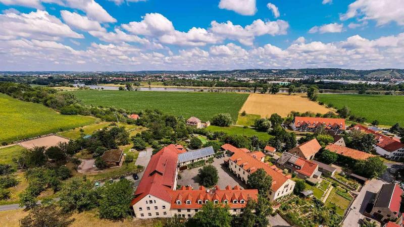 Gut Wildberg - Genel
