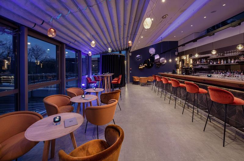 VierJahreszeiten - Bar