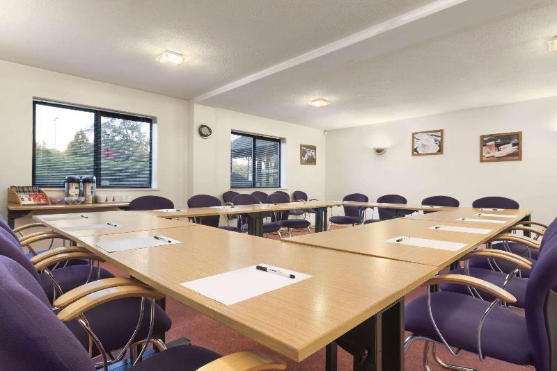 Days Inn Chesterfield Tibshelf - Toplantı