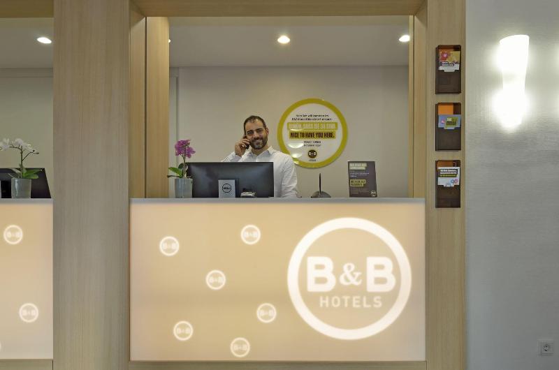 B&B Hotel Düsseldorf-Airport - Lobi