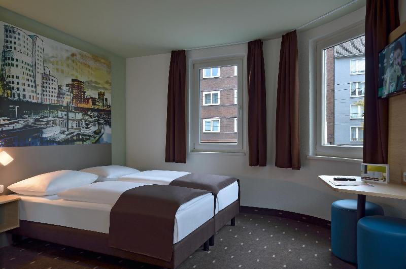 B&B Hotel Düsseldorf City-Süd - Oda