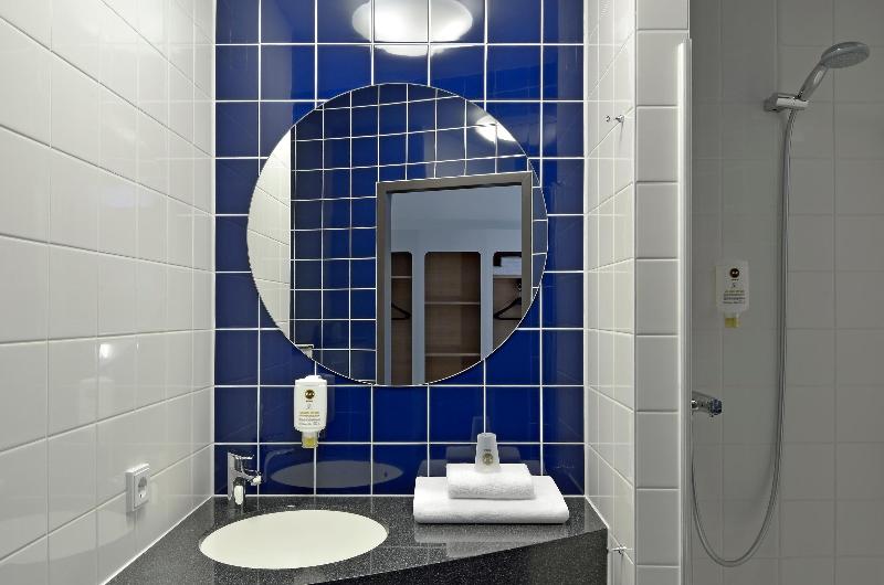 B&B Hotel Dresden - Oda