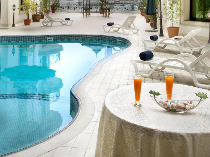Al Waleed Holiday Homes - Havuz