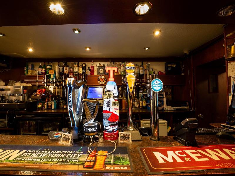 Oyo The Longforgan Coaching Inn - Bar