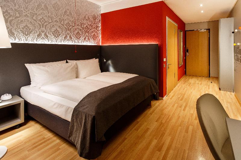 B&B HOTEL Dresden City Süd - Oda
