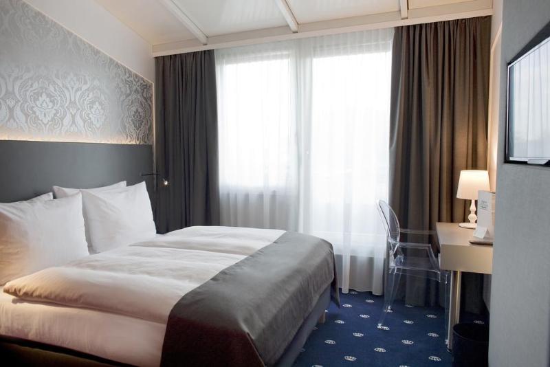 B&B HOTEL Dresden City Süd - Oda