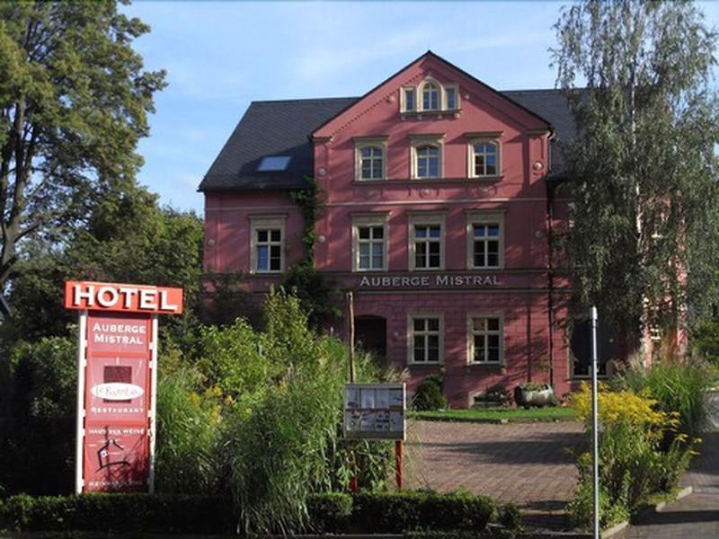 Auberge Mistral - Genel
