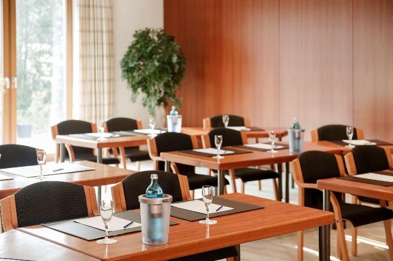 Maifeld Sport- & Tagungshotel - Toplantı