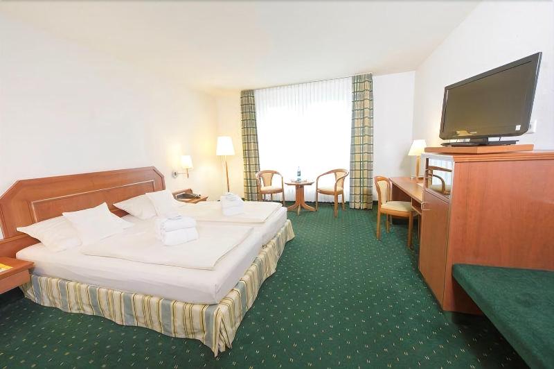 Maifeld Sport- & Tagungshotel - Oda