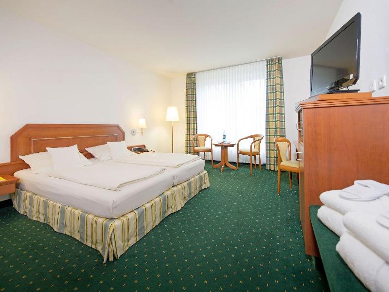Maifeld Sport- & Tagungshotel - Oda