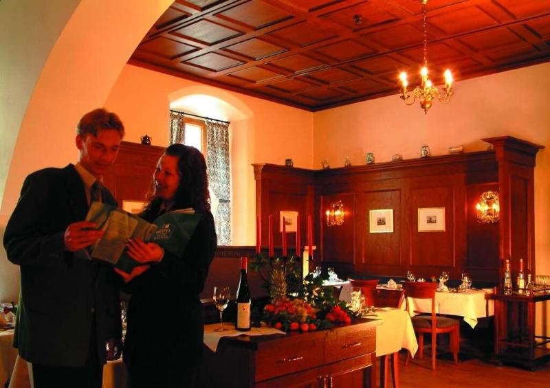 Romantik Hotel Tuchmacher - Restoran