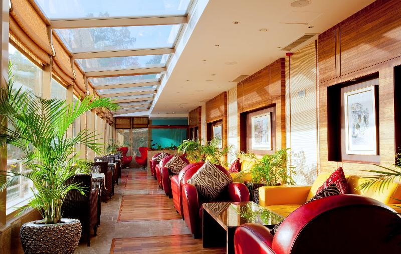 Park Inn by Radisson Al Khobar - Bar