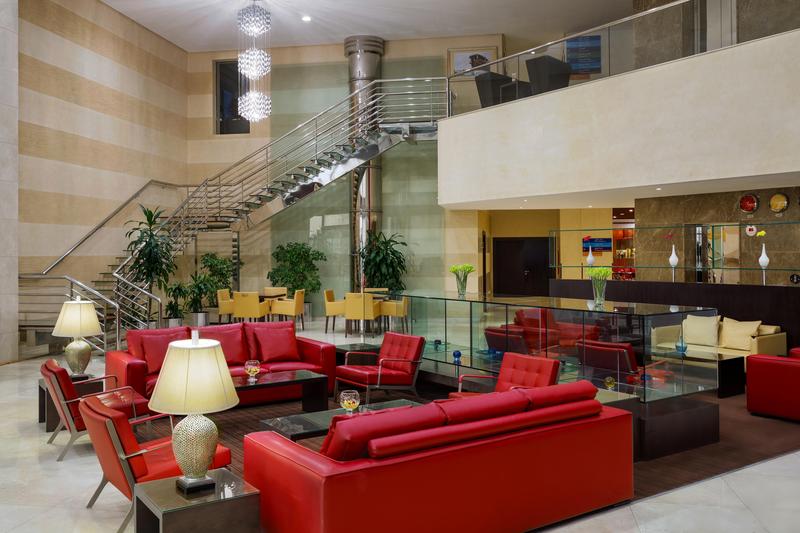 Park Inn by Radisson Al Khobar - Lobi