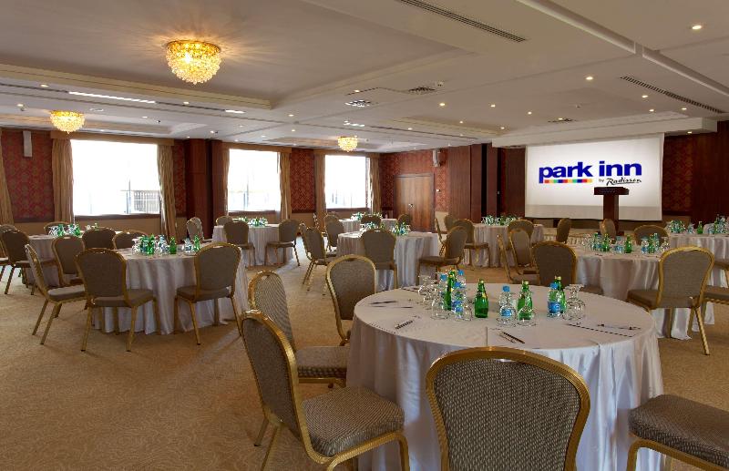 Park Inn by Radisson Al Khobar - Toplantı