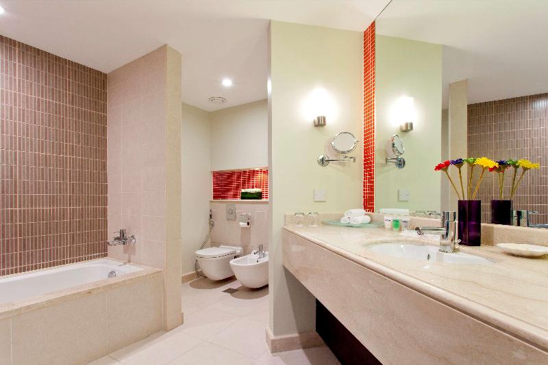 Park Inn by Radisson Al Khobar - Oda