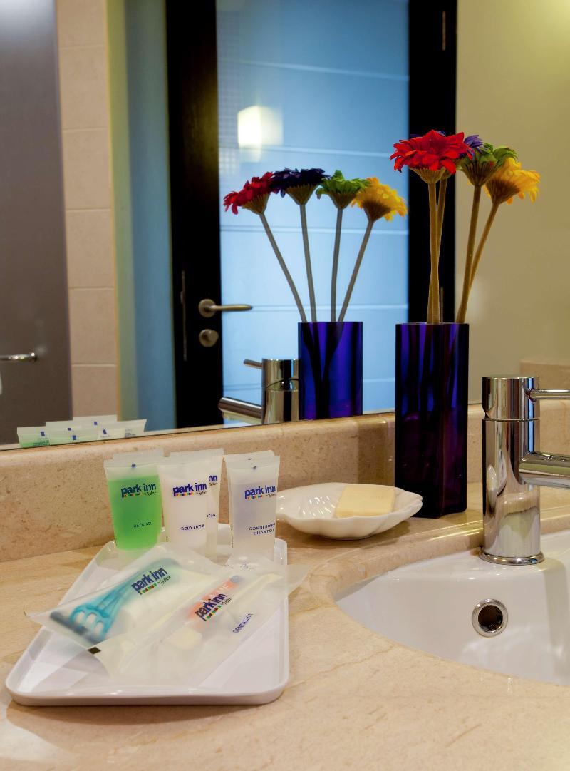 Park Inn by Radisson Al Khobar - Oda