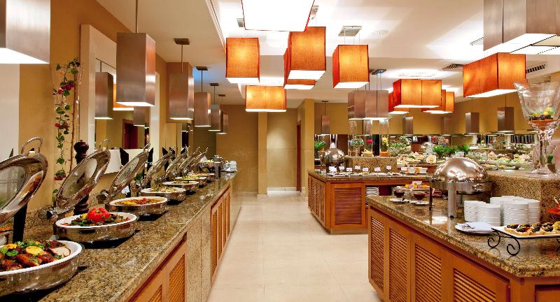 Park Inn by Radisson Al Khobar - Restoran