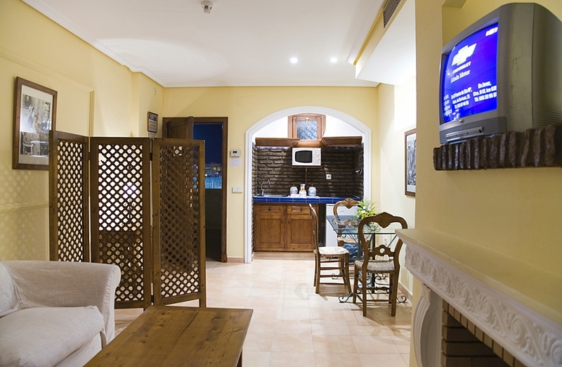 Hotel & Apartamentos Bahía Sur - Genel