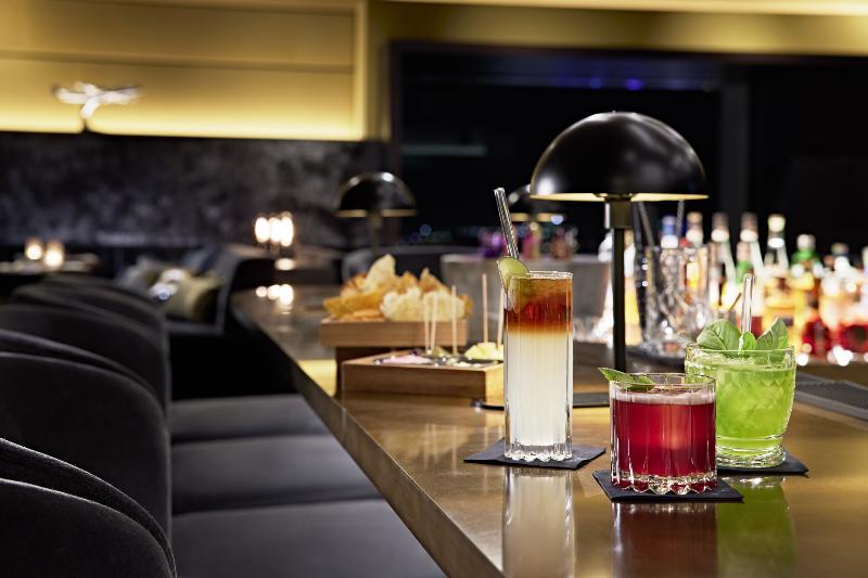 Lindner Dusseldorf Seestern, part of JdV by Hyatt - Bar