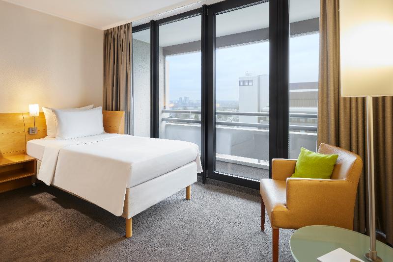 Lindner Dusseldorf Seestern, part of JdV by Hyatt - Oda