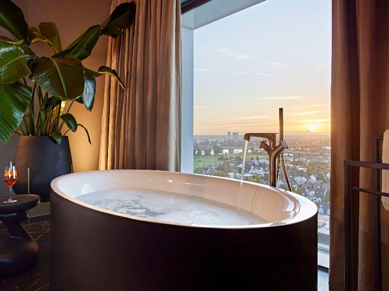 Lindner Dusseldorf Seestern, part of JdV by Hyatt - Oda