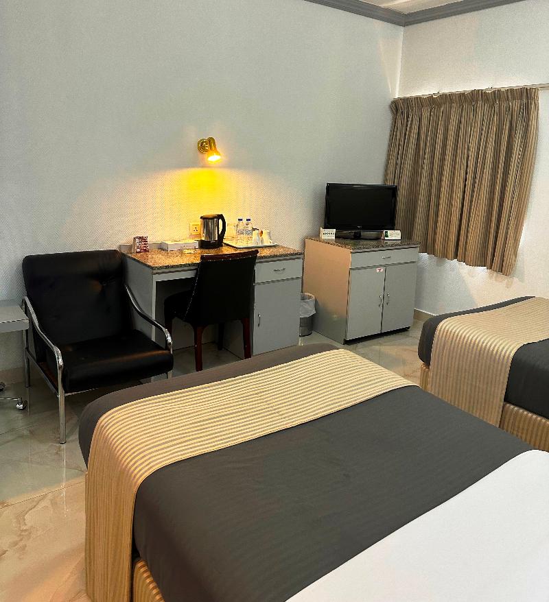 Grand Astoria Hotel - Oda