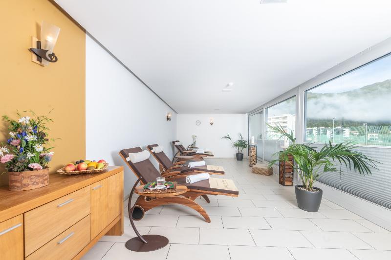Lenzerhorn Spa & Wellness - Havuz