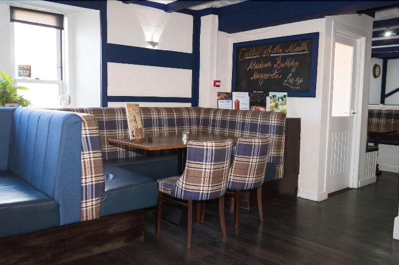 The Crown Hotel - Bar