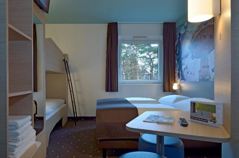 B&B Hotel Darmstadt - Oda
