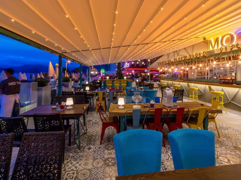 Honeymoon Beach - Restoran