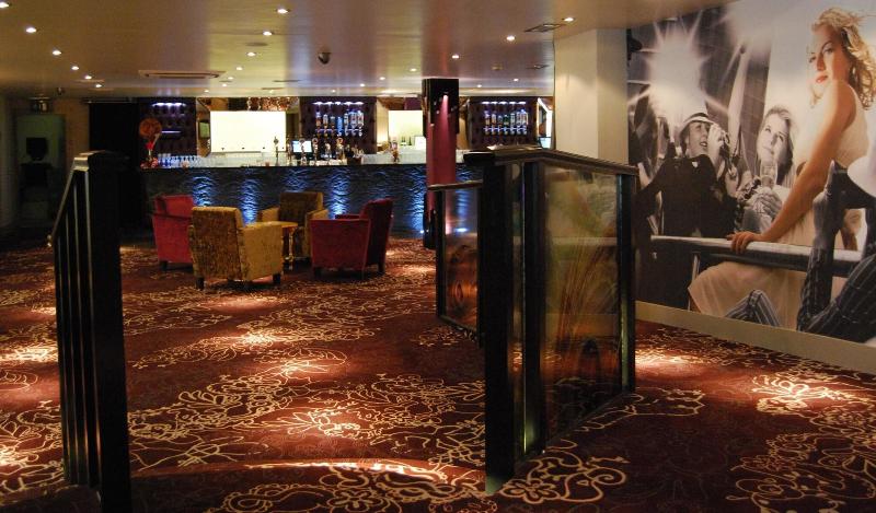 Waterfoot - Bar
