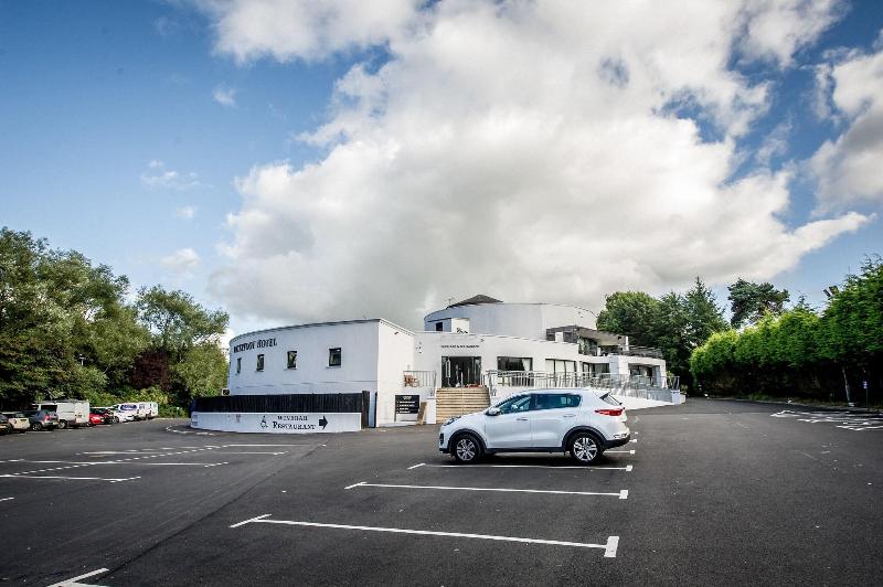 Waterfoot - Genel