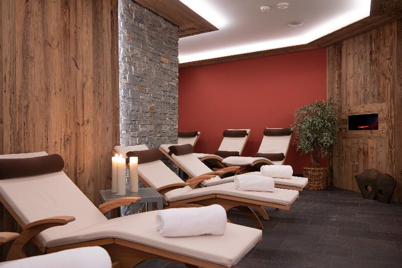 Sunstar Hotel Klosters - Havuz
