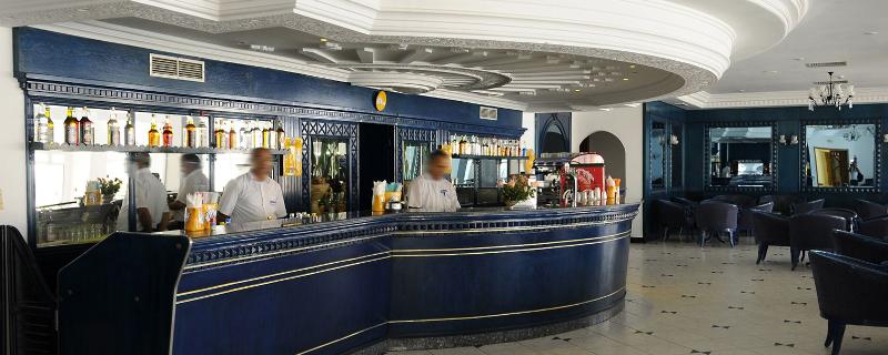 Al Jazira Beach - Bar