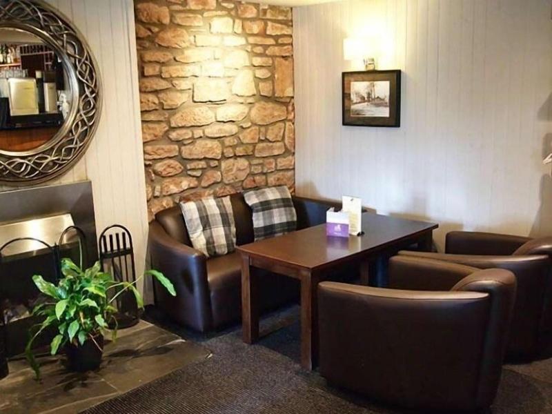 Inchture - Bar