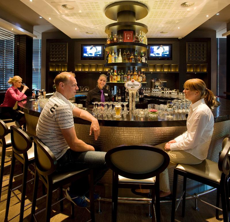 Van der Valk Airporthotel Düsseldorf - Bar